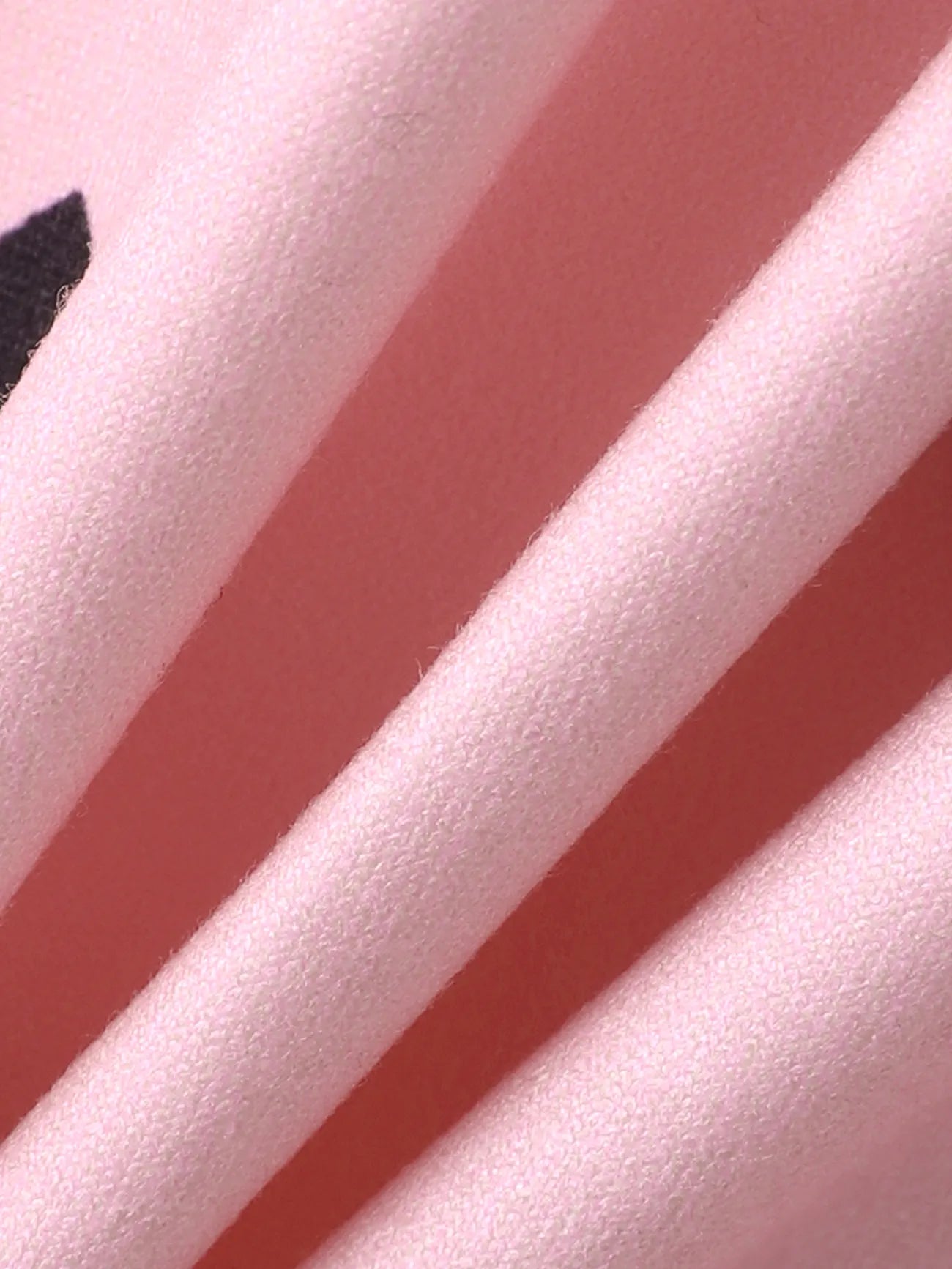 Long-sleeve Tee with Heart Print (Lettuce Trim Mock Neck)