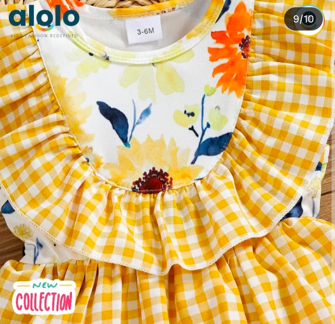 Baby Cotton Solid & Floral-print Spliced Lace Flutter-sleeve Romper with Headband Set