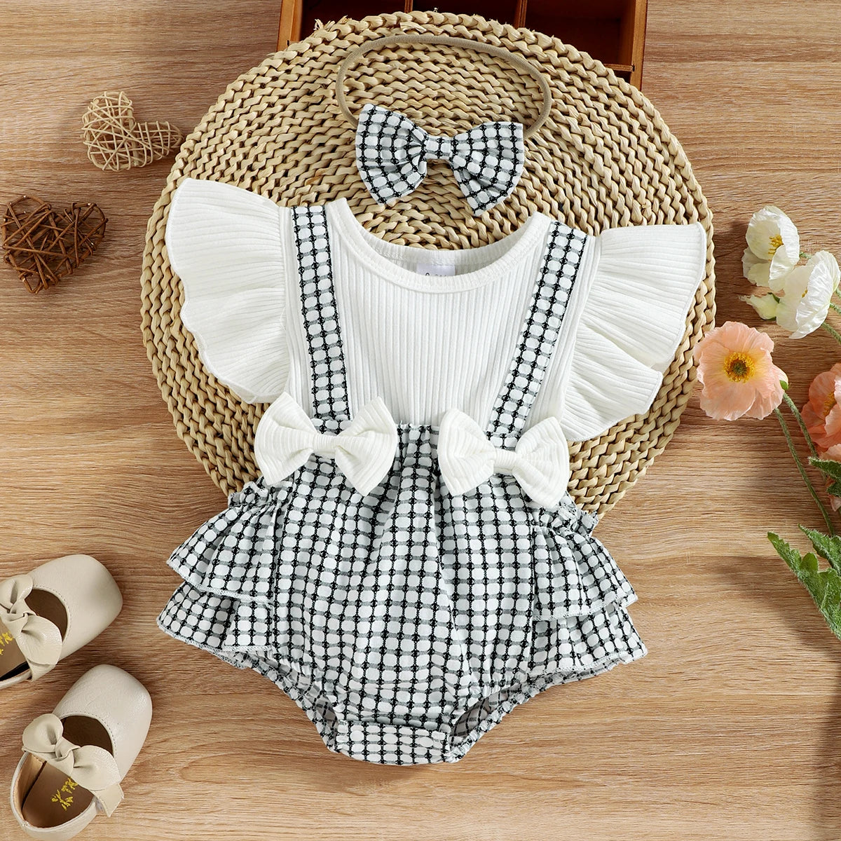 Flared Ruffle Sleeve Bowknot Romper