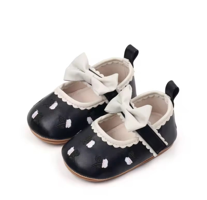 New Baby Shoes Cute Bowknot Infant Girls Princess Dress Shoes Spring Autumn Newborn Girls Crib Shoes PU First Walkers -S