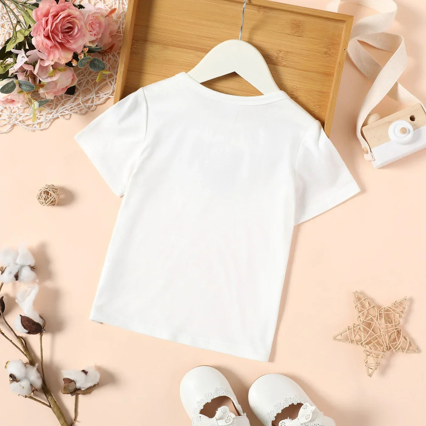 Butterfly Embroidered/Print Short-sleeve Tee Suitable for Summer Season Soft and Comfortable