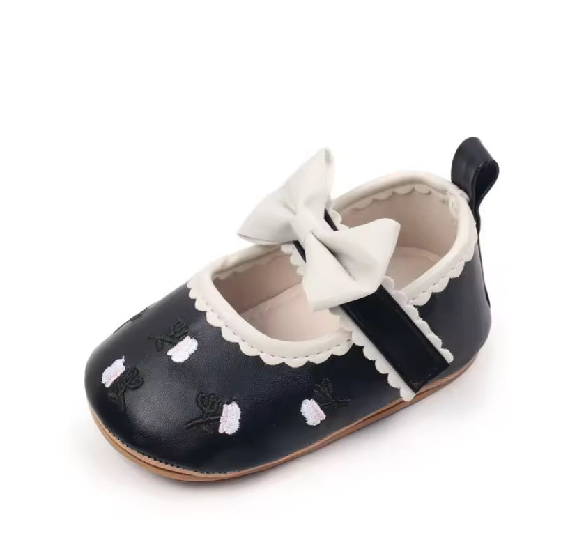 New Baby Shoes Cute Bowknot Infant Girls Princess Dress Shoes Spring Autumn Newborn Girls Crib Shoes PU First Walkers -S