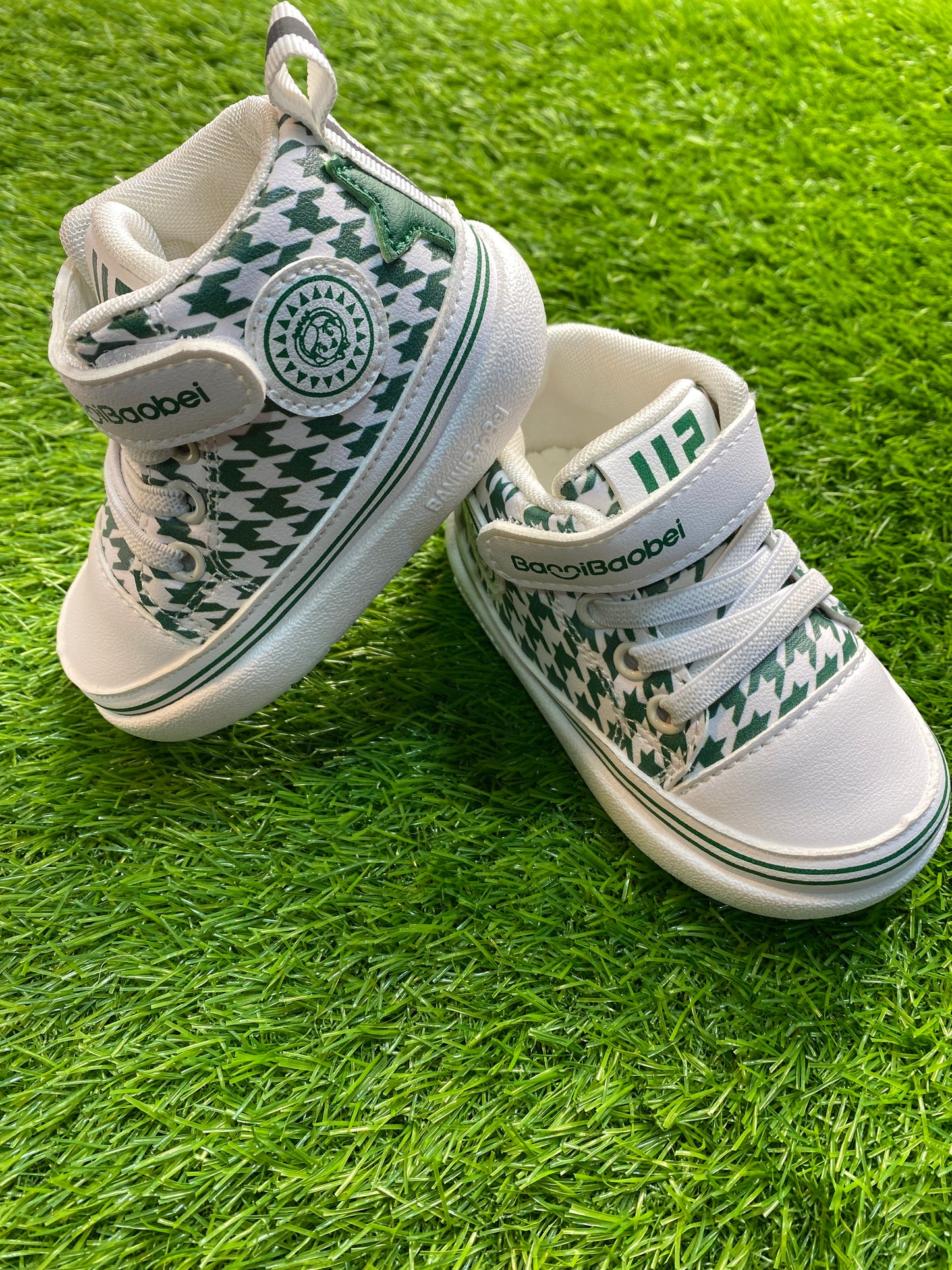 Pattern shoes Green