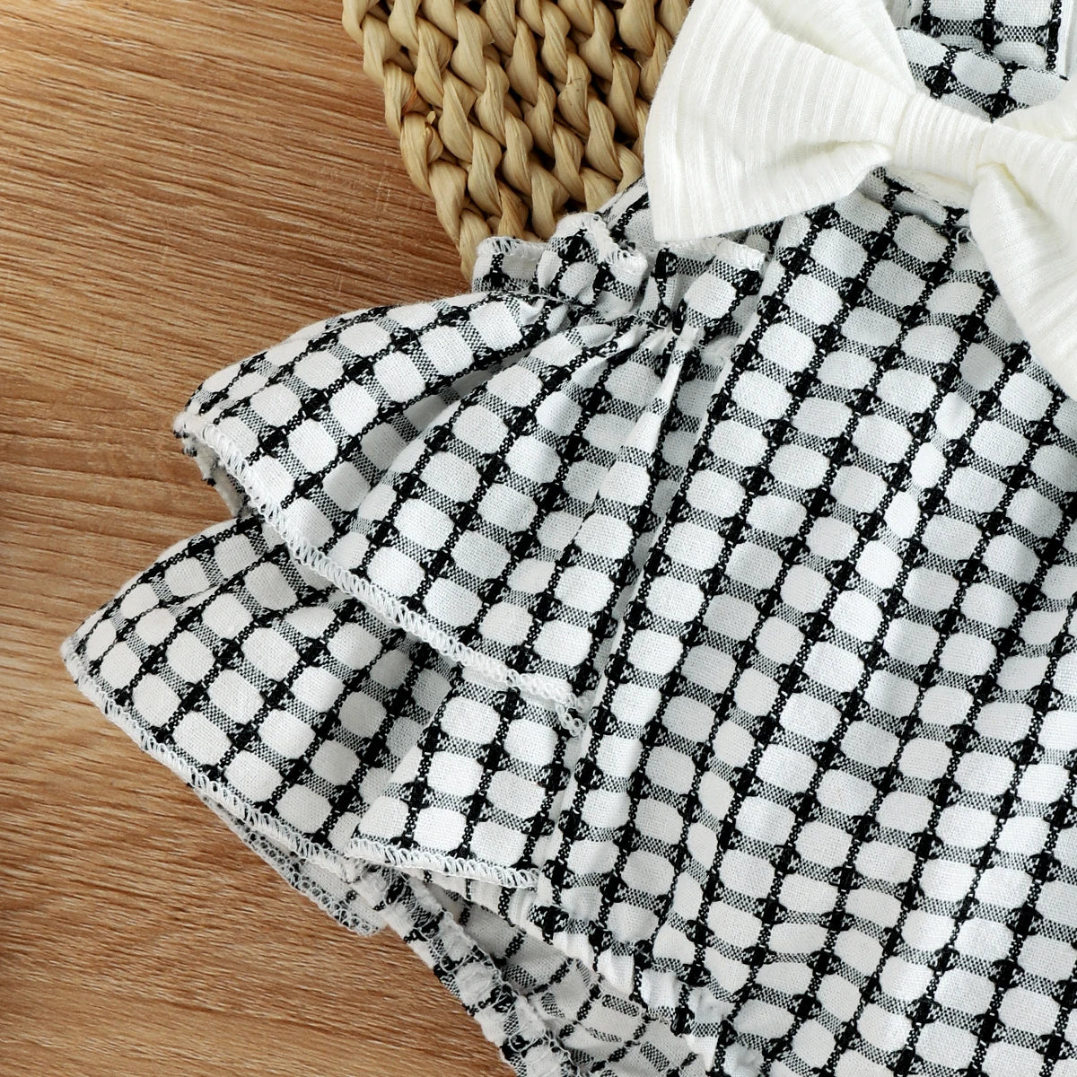 Flared Ruffle Sleeve Bowknot Romper
