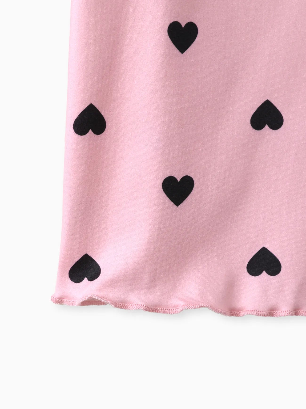 Long-sleeve Tee with Heart Print (Lettuce Trim Mock Neck)