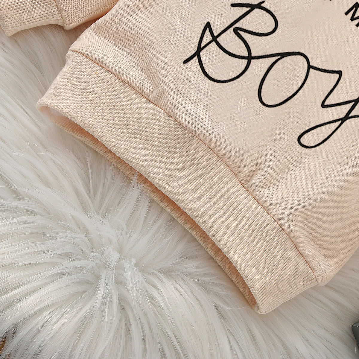 Winter Letter printed round neck pullover long sleeved top