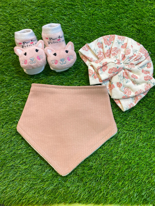 Baby Cap, Bip & sock 3 Pcs Set