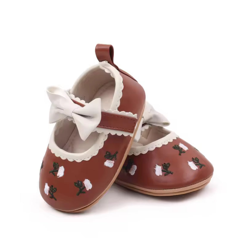 New Baby Shoes Cute Bowknot Infant Girls Princess Dress Shoes Spring Autumn Newborn Girls Crib Shoes PU First Walkers -S