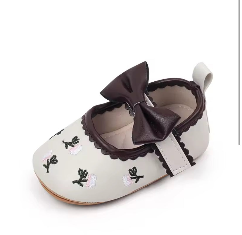 New Baby Shoes Cute Bowknot Infant Girls Princess Dress Shoes Spring Autumn Newborn Girls Crib Shoes PU First Walkers -S