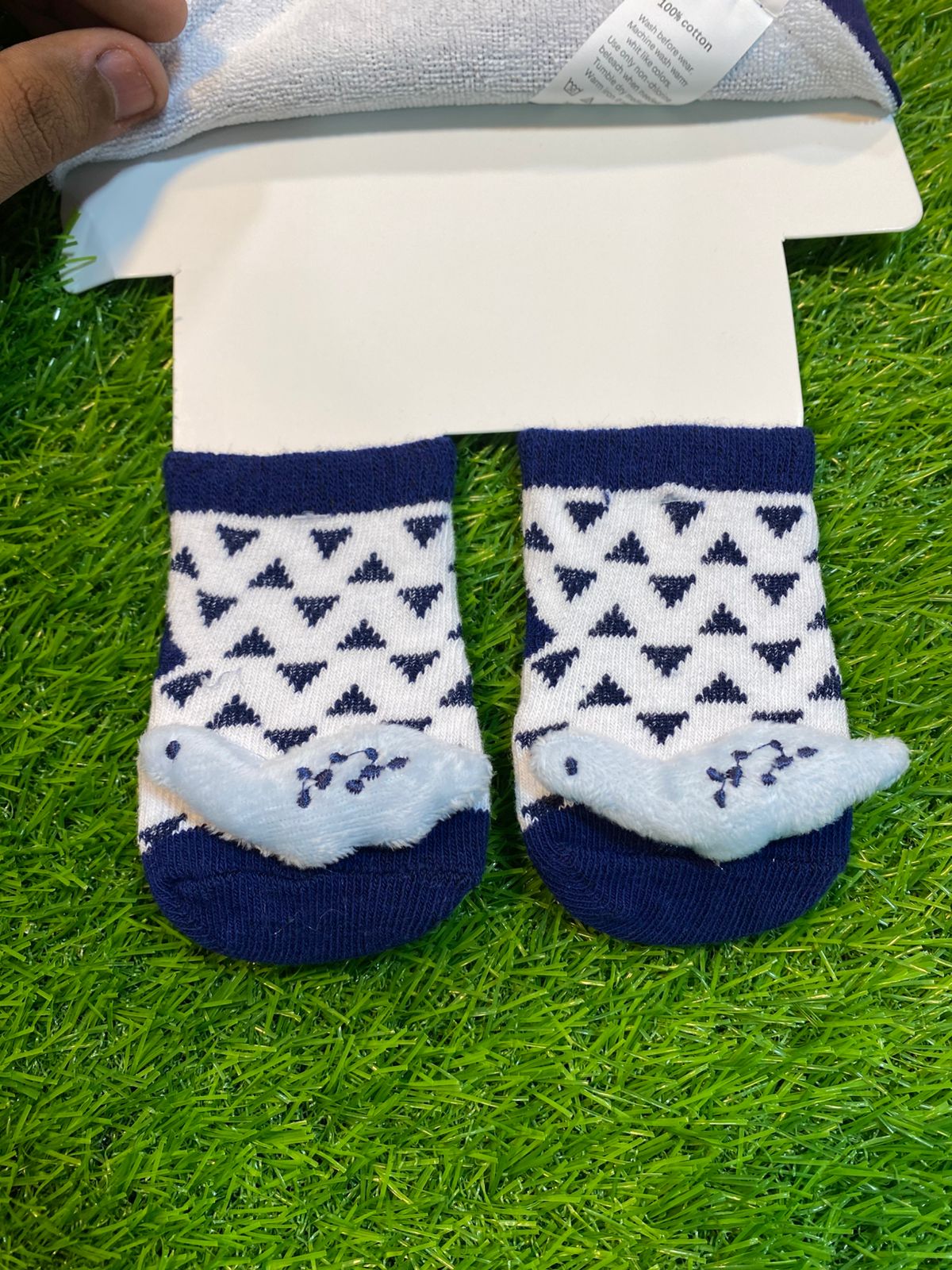 Baby Cap, Bib & Sock 6-9M 3 Pcs Set