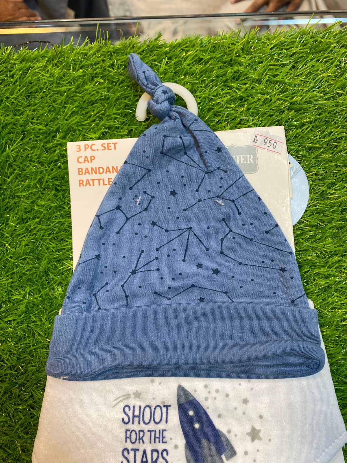 Baby Cap, Bib & Sock 6-9M 3 Pcs Set space