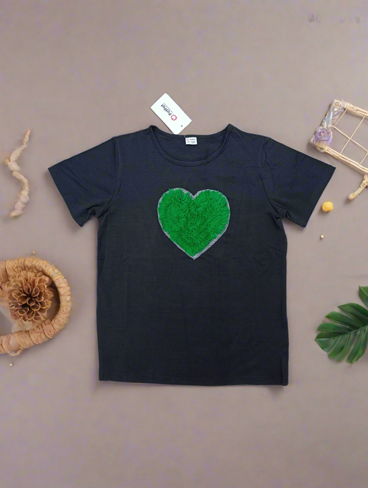 Black t-shirt heart