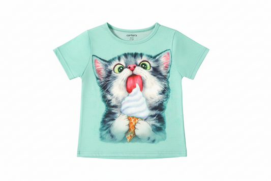 Short sleeve t-shirt with a cute cat print